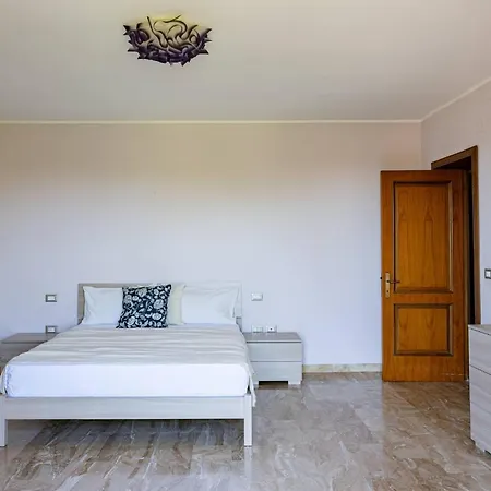 Apartment La Rocchetta Rocca San Giovanni
